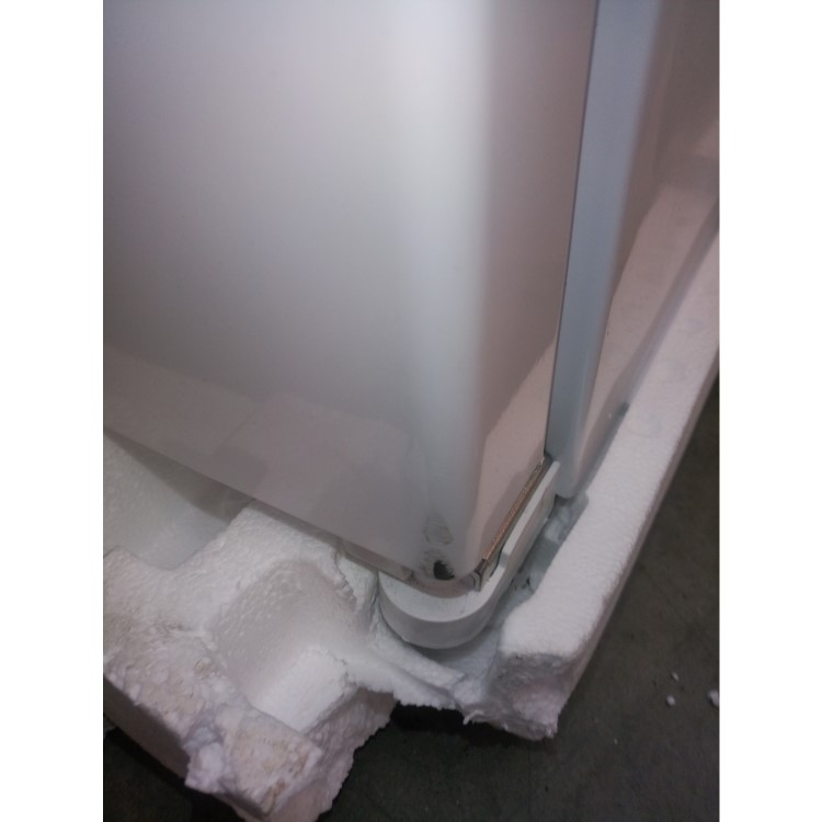 GRADE A2 - Indesit SI81QWD 371 Litre Tall Freestanding Fridge White