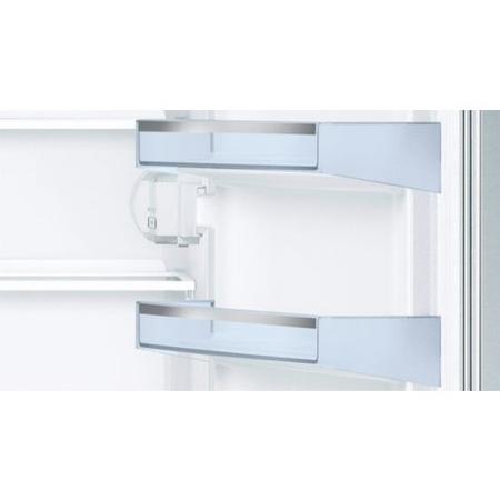 GRADE A2 - Bosch Serie 2 KIV38X22GB 277 Litre Integrated Fridge Freezer 70/30 Split 177cm Tall A+ Energy Rating 54cm Wide - White