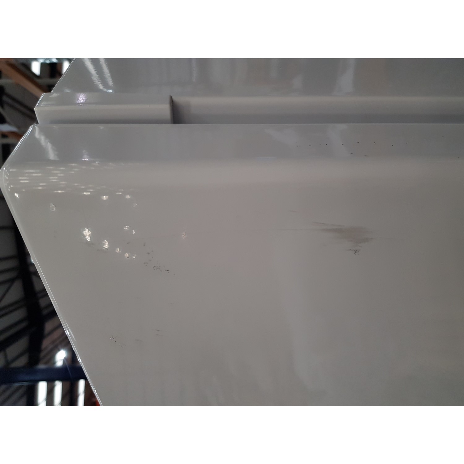 Global White UH8F1CW Hotpoint UH8F1CW Day1 260L Freestanding Freezer