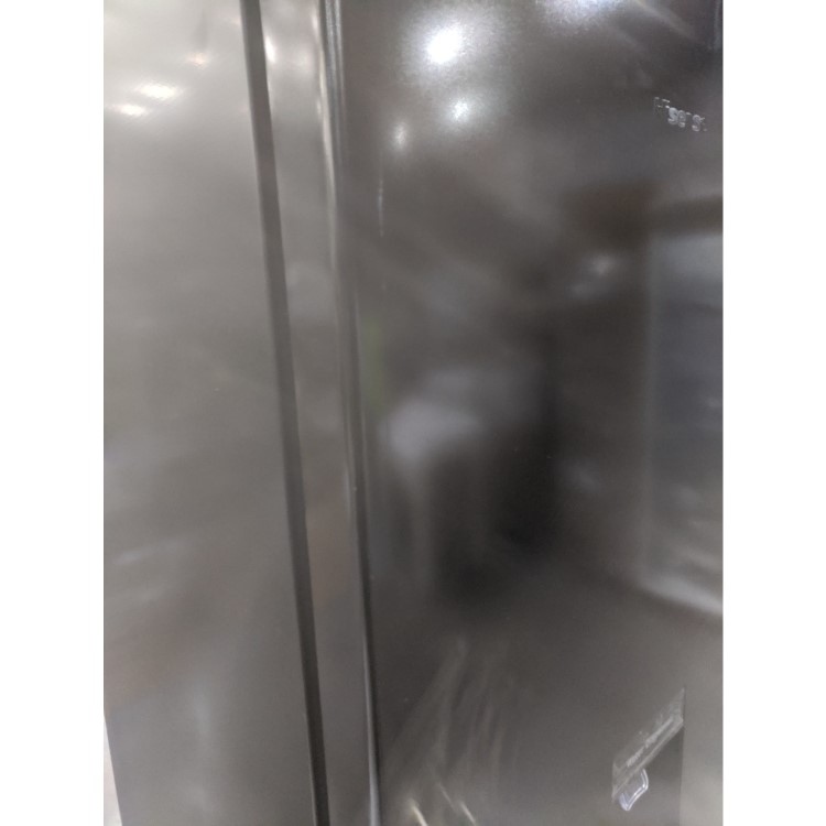 GRADE A3 - Hisense RB327N4WB1 182x55cm 251L Freestanding Fridge Freezer With Non-plumb Water Dispenser - Black