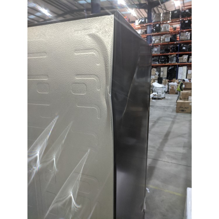 GRADE A3 - Hisense RB327N4WB1 182x55cm 251L Freestanding Fridge Freezer With Non-plumb Water Dispenser - Black