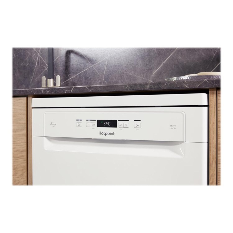 GRADE A2 - Hotpoint HFO3C23WF EcoTech 14 Place Freestanding Dishwasher With Cutlery Tray & Inverter Motor - Whi