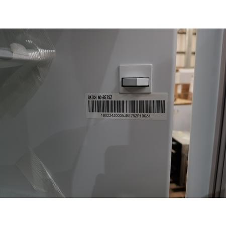 GRADE A3 - Hisense RIB291F4AW1 Integrated 50-50 Frost Free Fridge Freezer - White- Sliding Rail