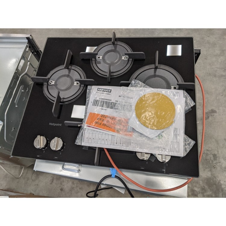 GRADE A2 - Hotpoint FTGHG641DHBK 60cm Four Burner Gas-on-glass Hob - Black