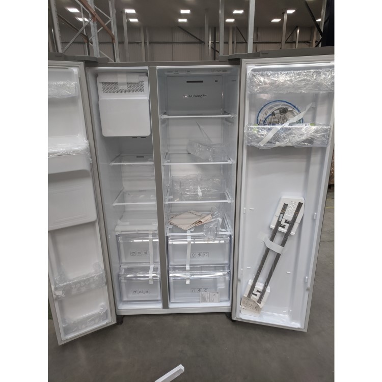 GRADE A3 - Samsung RS67N8210S9 No Frost Side-by-side Fridge Freezer With Ice And Water Dispenser - Grey