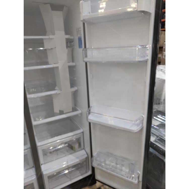 GRADE A3 - Samsung RS50N3413BC No Frost Side-by-side American Fridge Freezer With Ice And Water Dispenser - Bla