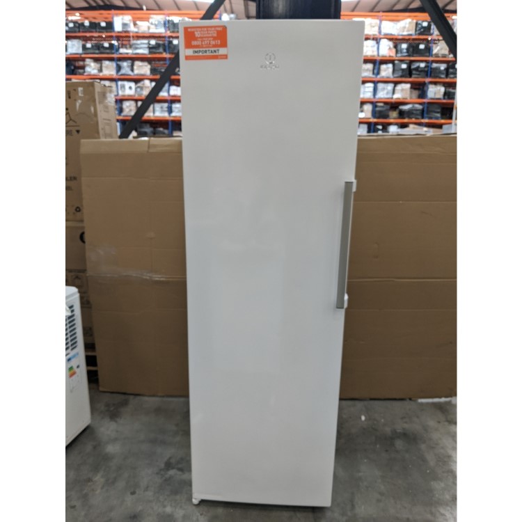 GRADE A3 - Indesit UI8F1CW 260 Litre Freestanding Upright Freezer 187cm Tall Frost Free 60cm Wide - White