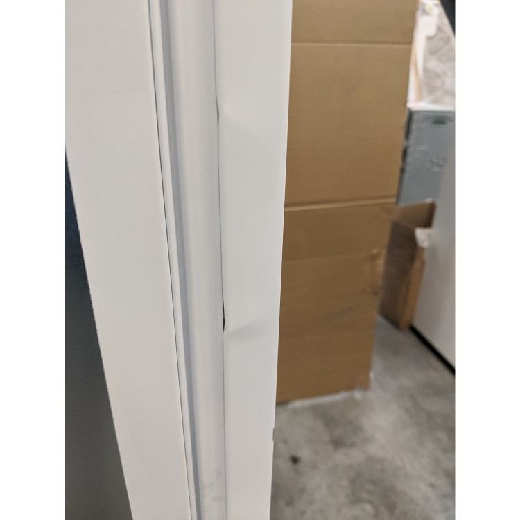 GRADE A2 - Hotpoint HMCB7030AADF 264 Litre Integrated Fridge Freezer 70/30 Split 177cm Tall A+ Energy Rating 54cm Wide - White
