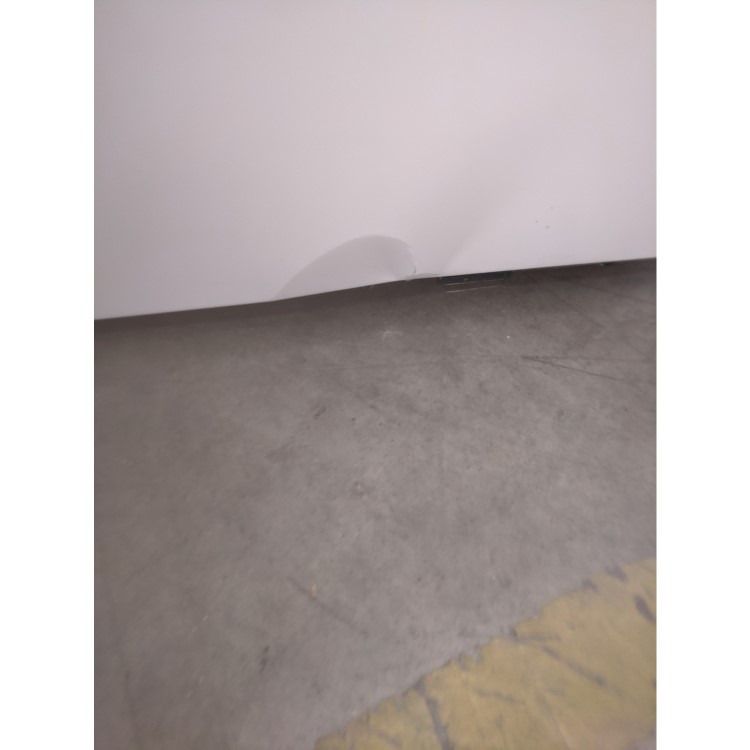 GRADE A3 - Candy CMCH202EL 200 Litre Chest Freezer 56cm Deep A+ Energy Rating 98cm Wide - White