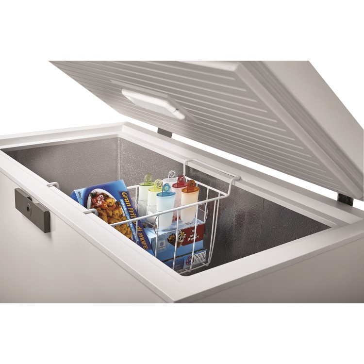 GRADE A3 - Candy CMCH202EL 200 Litre Chest Freezer 56cm Deep A+ Energy Rating 98cm Wide - White
