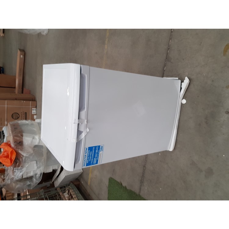 GRADE A3 - Beko UR584APW 101 Litre Freestanding Under Counter Larder Fridge 84cm Tall A+ Energy Rating 55cm Wide - White