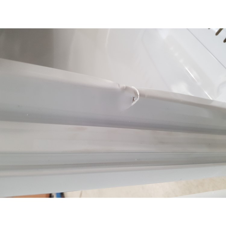 GRADE A3 - Beko UR584APW 101 Litre Freestanding Under Counter Larder Fridge 84cm Tall A+ Energy Rating 55cm Wide - White