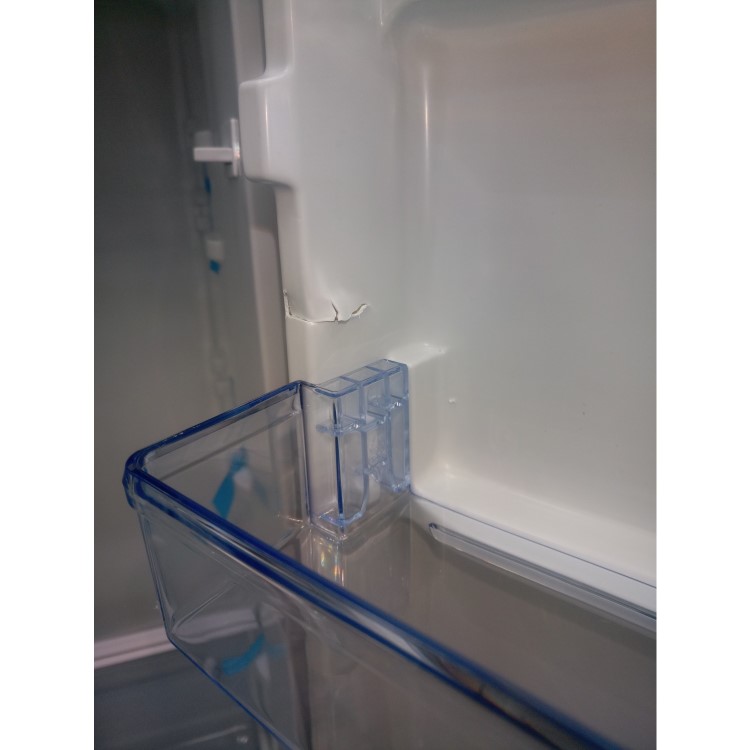 GRADE A3 - Fridgemaster MC55264AS 264 Litre Freestanding Fridge Freezer 70/30 Split A+ Energy Rating 55.4cm Wide - Silver