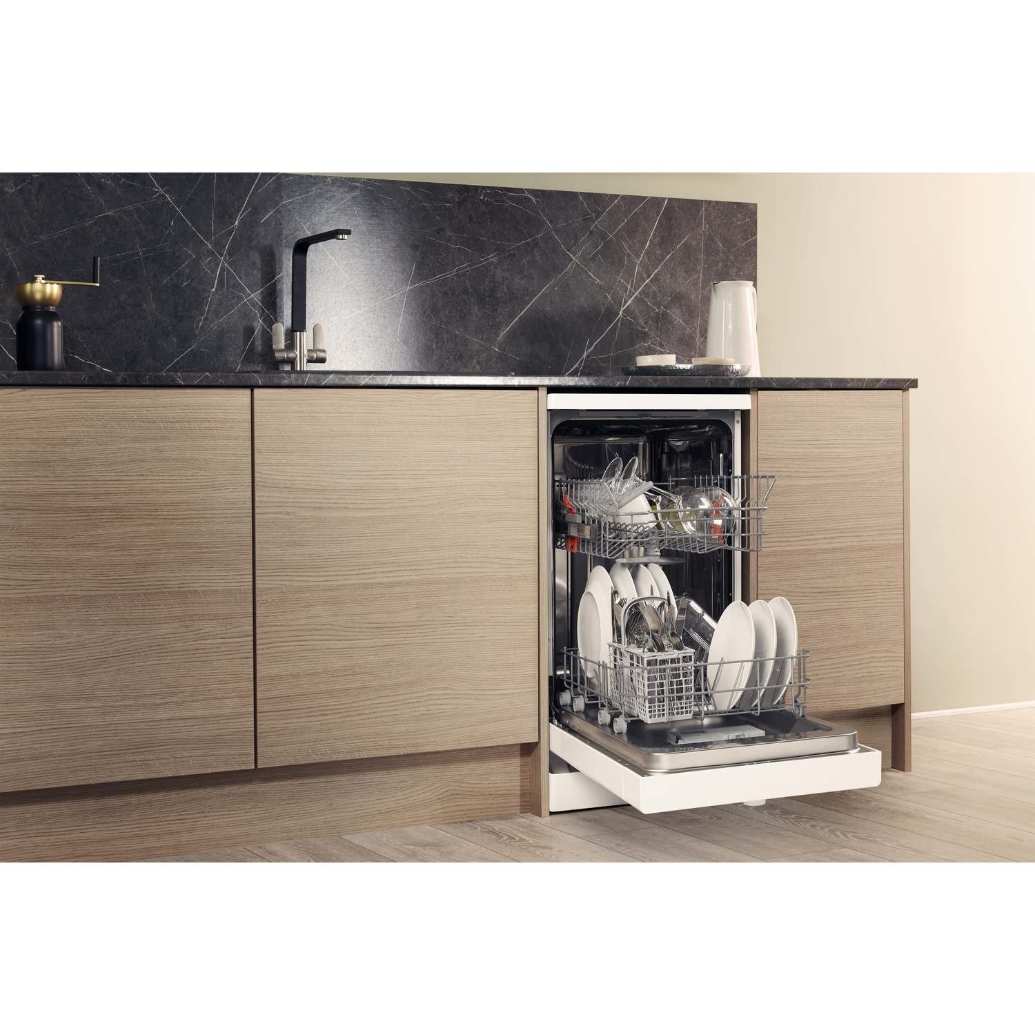 freestanding dishwasher