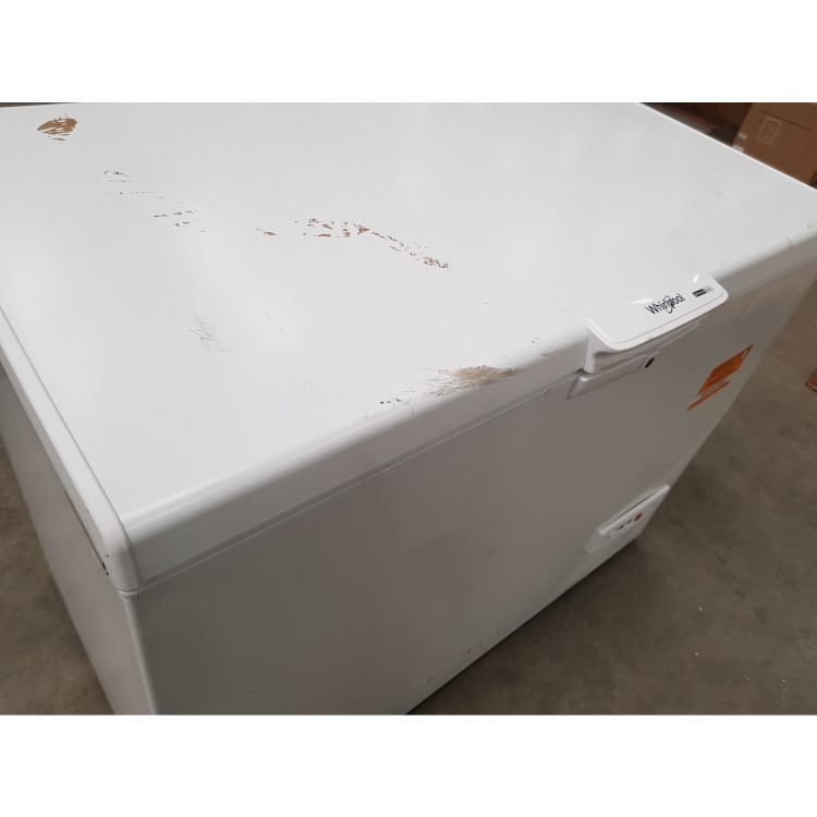 GRADE A3 - Whirlpool WHM3111 312 Litre Chest Freezer - White
