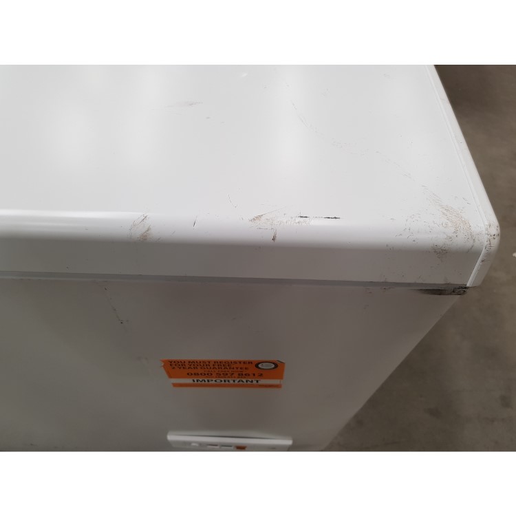 GRADE A3 - Whirlpool WHM3111 312 Litre Chest Freezer - White