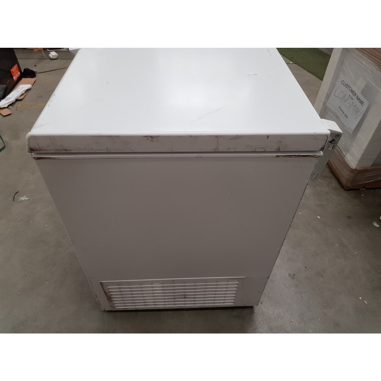 GRADE A3 - Whirlpool WHM3111 312 Litre Chest Freezer - White