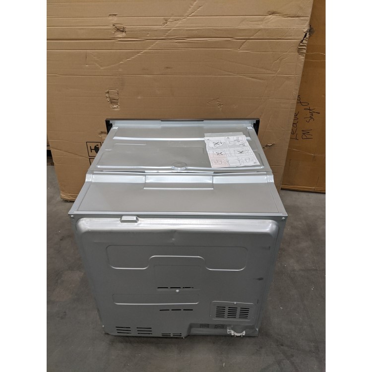 GRADE A3 - Samsung NV75K5571RM 75L Dual Cook Pyrolytic Electric Single Oven - Matt Black
