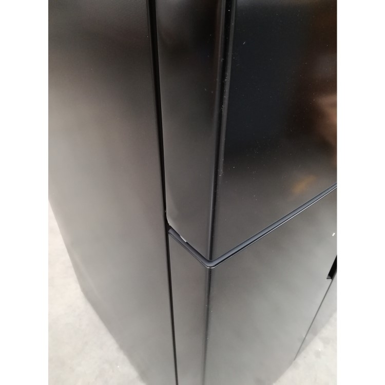 GRADE A3 - Hisense RQ560N4WB1 431 Litre American Style Fridge Freezer Water Dispenser 4 Door 80cm Wide - Black