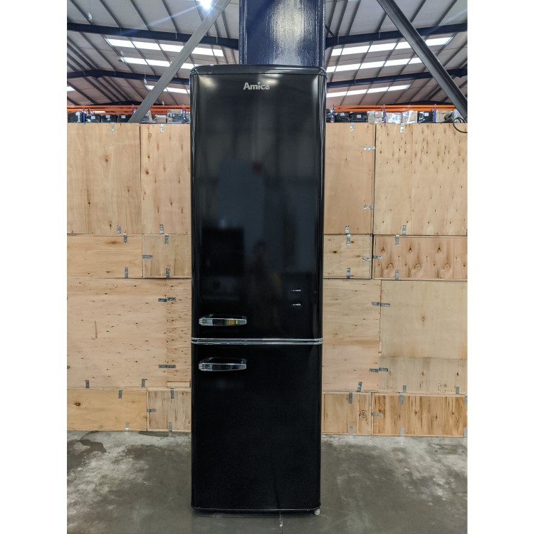 GRADE A3 - Amica FKR29653B 244 Litre Freestanding Fridge Freezer Retro 70/30 Split A+ Energy Rating 55cm Wide - Black