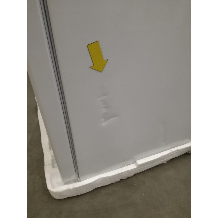 GRADE A3 - Indesit UI8F1CW 260 Litre Freestanding Upright Freezer 187cm Tall Frost Free 60cm Wide - White