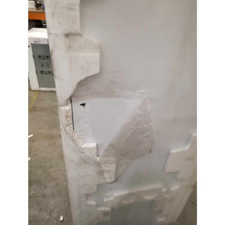 GRADE A3 - Indesit UI8F1CW 260 Litre Freestanding Upright Freezer 187cm Tall Frost Free 60cm Wide - White