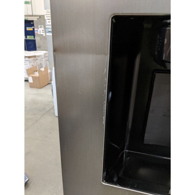 GRADE A3 - Samsung RS68N8230S9 617 Litre American Style Fridge Freezer Frost Free Ice Dispenser 2 Door 91cm Wide - Silver