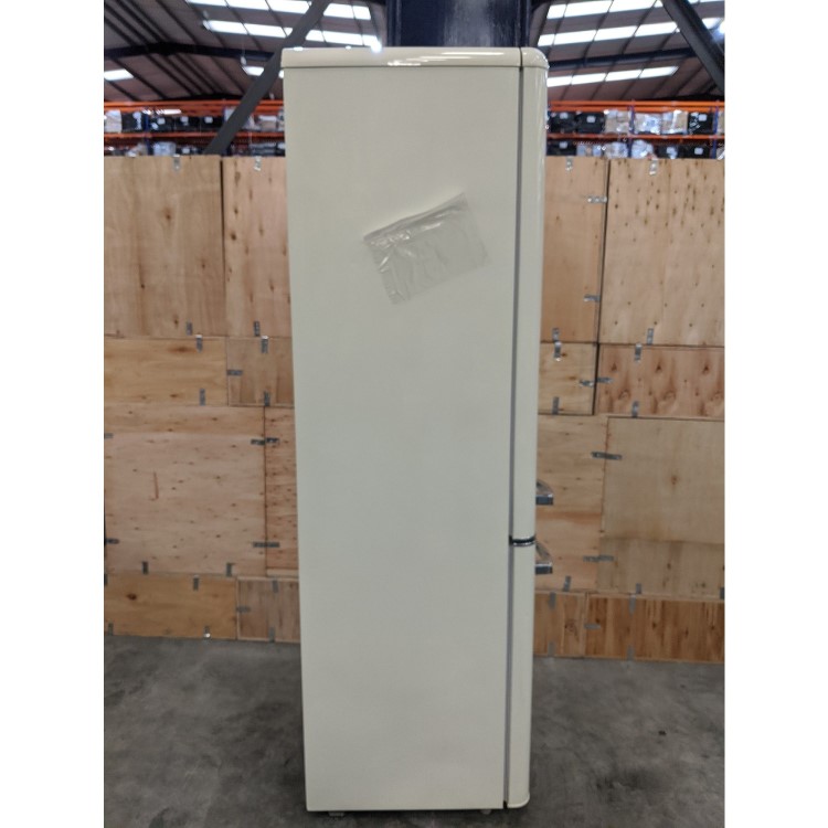 GRADE A3 - Amica FKR29653C Retro Style 60/40 250L Freestanding Fridge Freezer - Cream