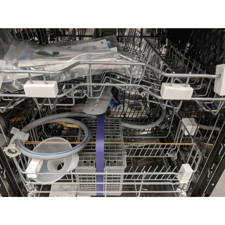 GRADE A3 - Beko DFN05310B 13 Place Freestanding Dishwasher With Quick Wash - Black