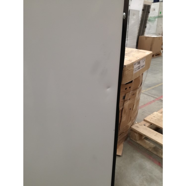 GRADE A3 - Indesit LD70S1W 307 Litre Freestanding Fridge Freezer 70/30 Split Low Frost 59.5cm Wide - White