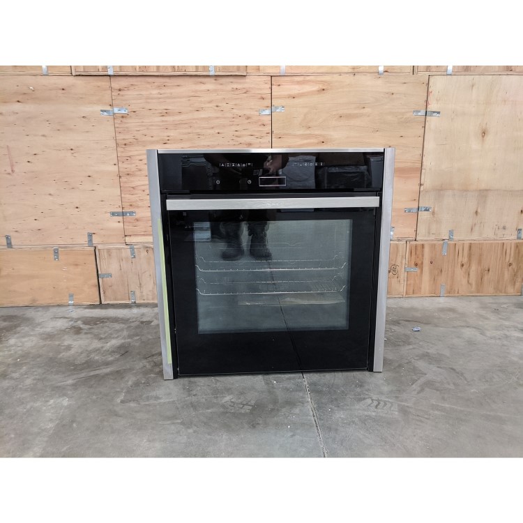 GRADE A2 - Neff N70 Slide & Hide 12 Function Pyrolytic Self Cleaning Electric Single Oven - Stainless Steel