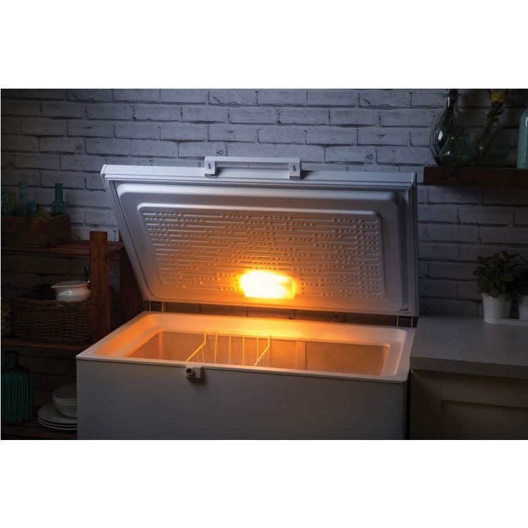 GRADE A2 - Hotpoint CS1A250H 111cm Wide 250 Litre Chest Freezer White