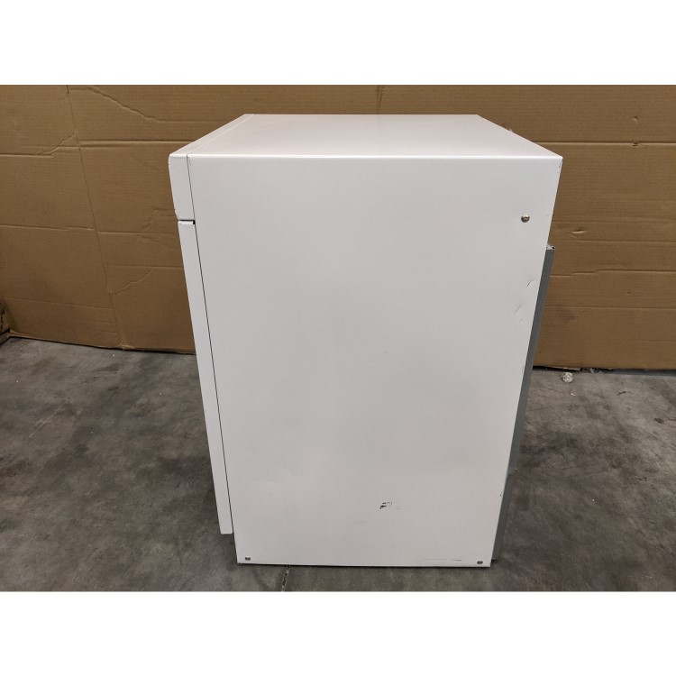 GRADE A3 - HOTPOINT V4D01P 4kg Compact Freestanding Vented Tumble Dryer - Polar White