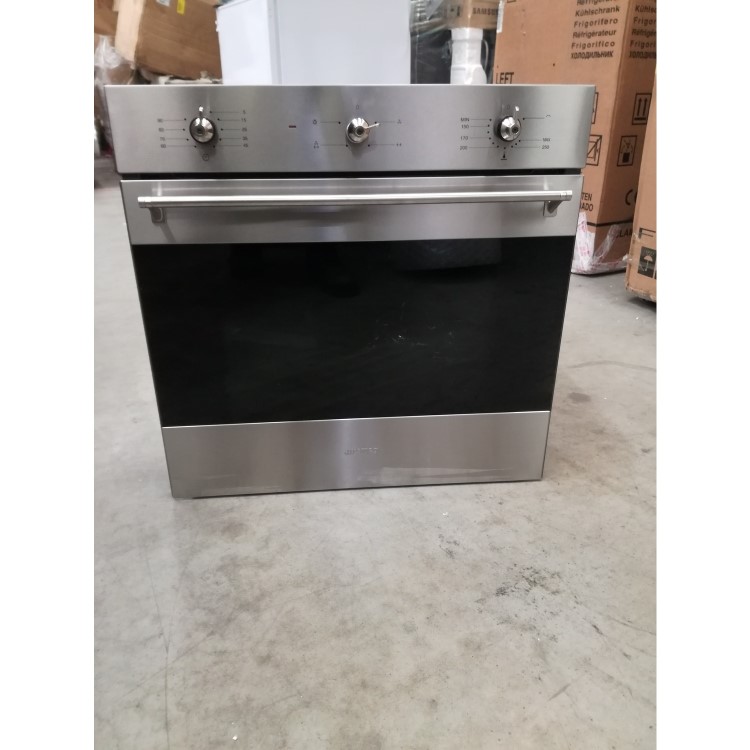 GRADE A3 - Smeg SF6341GVX Classic Gas Fan Oven With Electric Grill Stainless Steel With Dark Glass