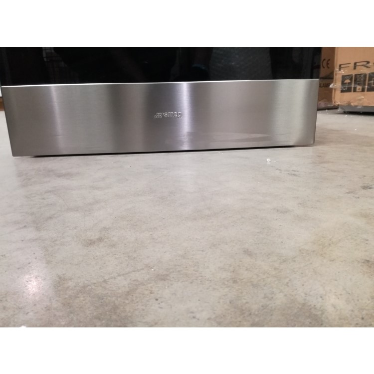 GRADE A3 - Smeg SF6341GVX Classic Gas Fan Oven With Electric Grill Stainless Steel With Dark Glass