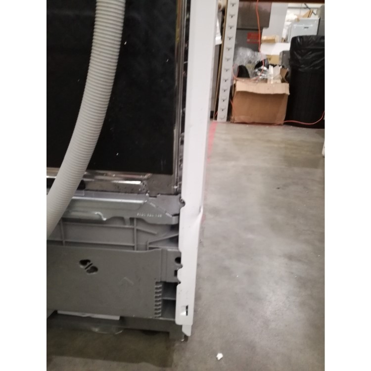 GRADE A3 - Bosch Serie 2 Active Water SMS25EW00G 13 Place Freestanding Dishwasher - White