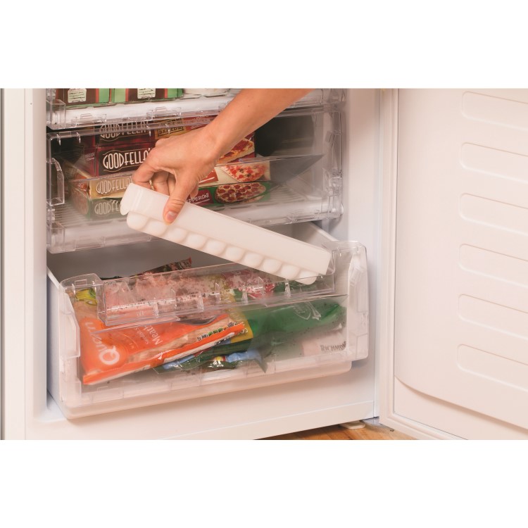 GRADE A2 - INDESIT IBD5515W 206 Litre Freestanding Fridge Freezer 60/40 Split Frost Free 55cm Wide - White