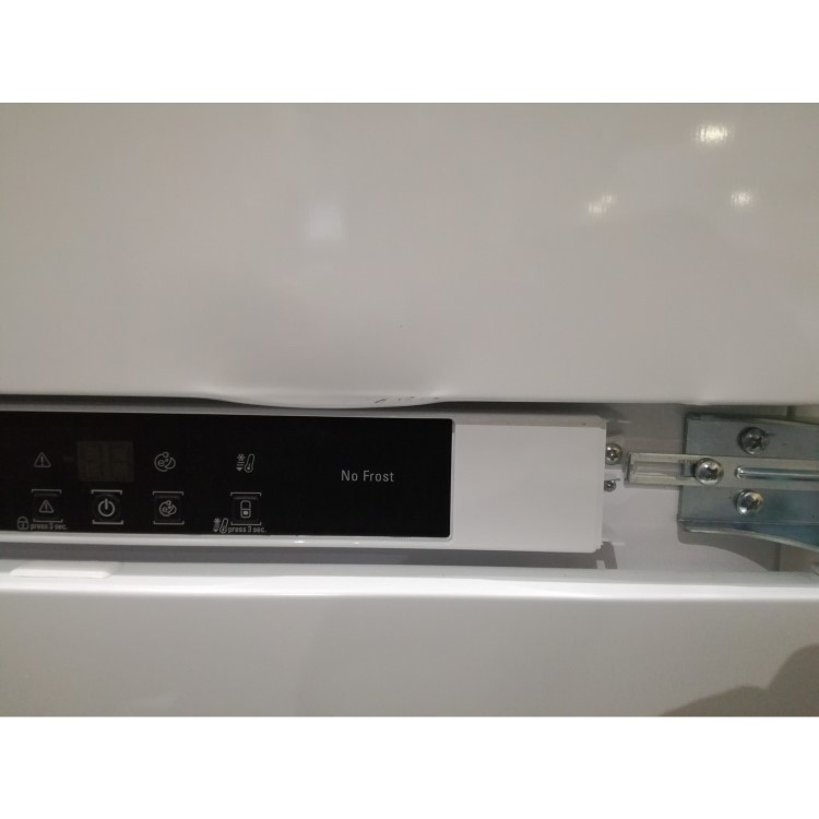 GRADE A2 - Hotpoint BCB8020AAFC 296 Litre Integrated Fridge Freezer 80/20 Split 194cm Tall Frost Free 54cm Wide - White