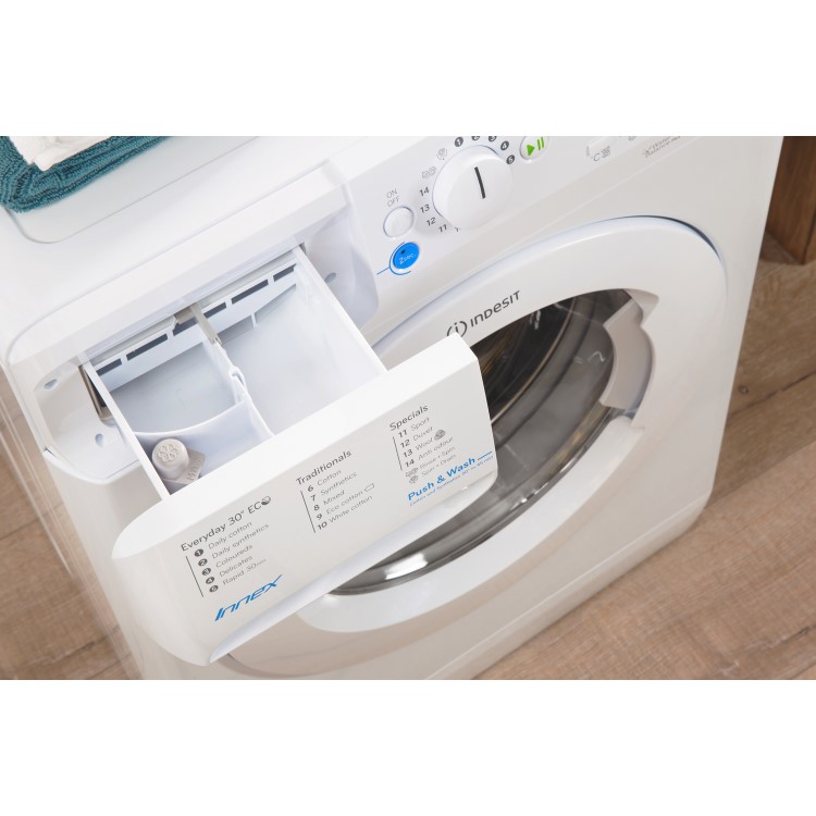 GRADE A2 - INDESIT BWA81483XW Innex 8kg 1400rpm Freestanding Washing Machine - White