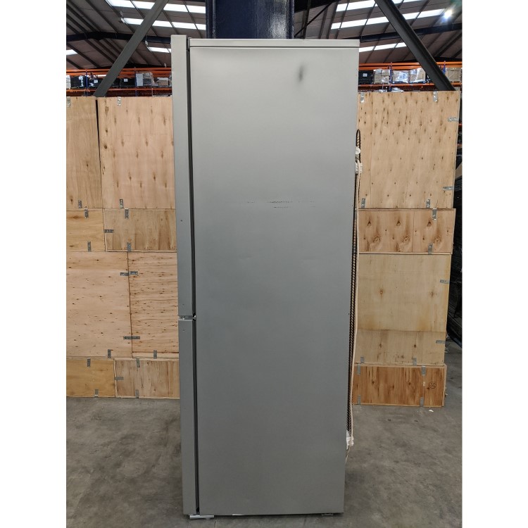 GRADE A3 - Beko CFP1675DS 303 Litre Freestanding Fridge Freezer 60/40 Split Frost Free 60cm Wide - Silver