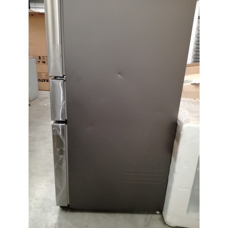 GRADE A3 - Samsung RF24R7201SR Freestanding American Fridge Freezer With Ice And Water Dispenser - Silver