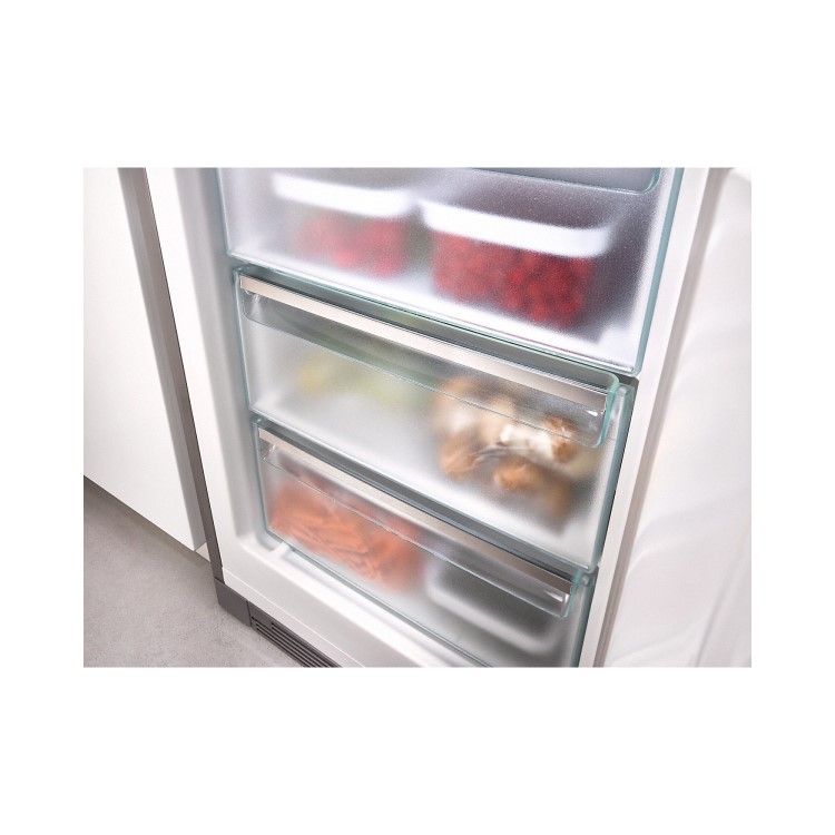 Miele 304 Litre 60/40 Freestanding Fridge Freezer - White 