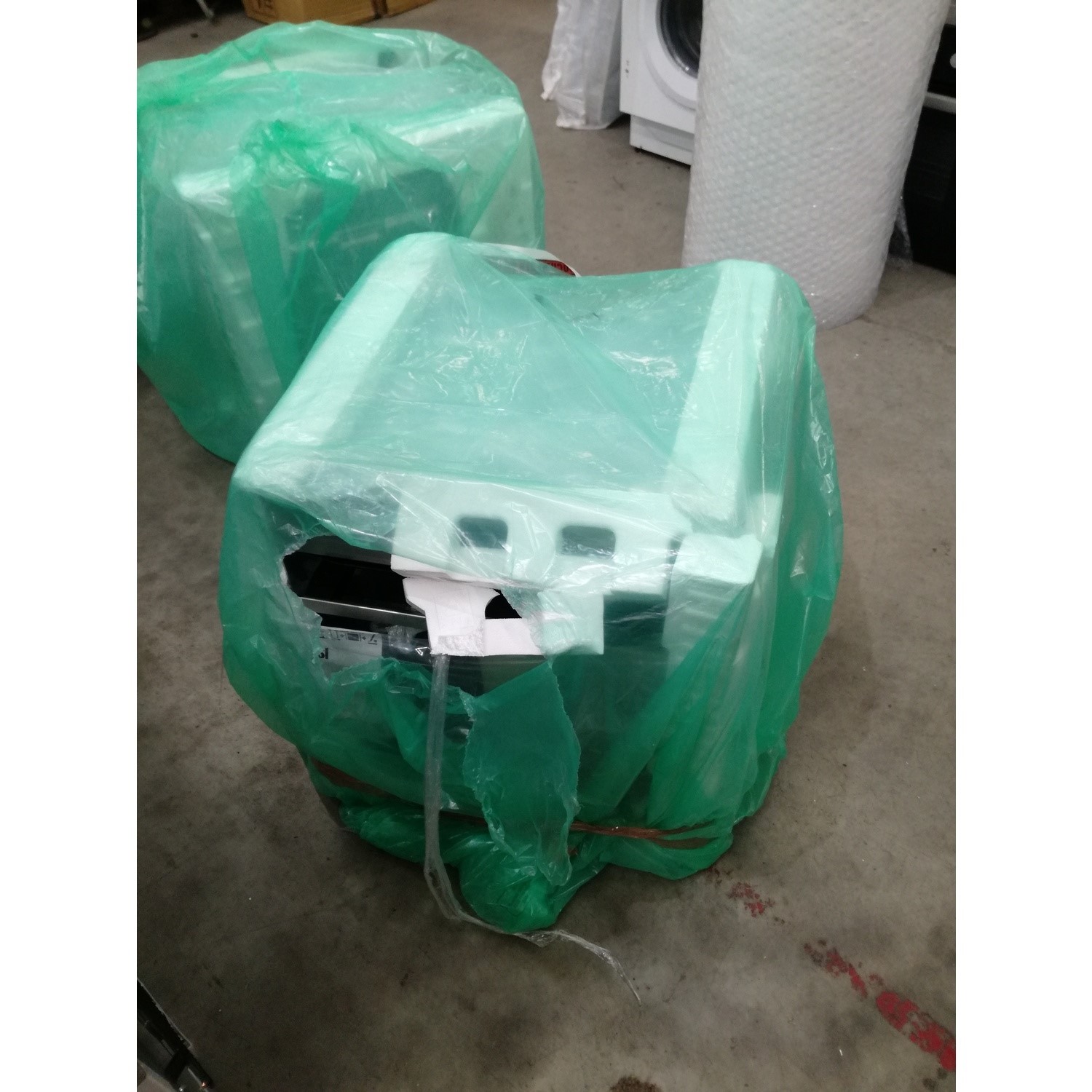 GRADE A3 Zanussi ZOP37982XK 60cm Wide Multifunction Single Oven With