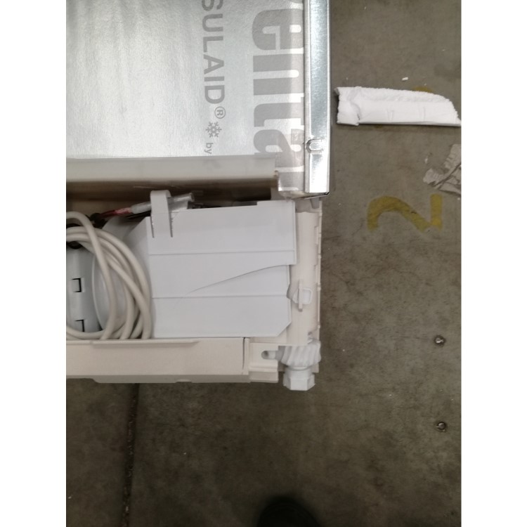 GRADE A3 - Neff K4316XFF0G N50 Integrated Under Counter Larder Fridge