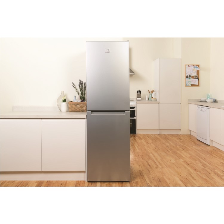 INDESIT LD85F1S 294 Litre Freestanding Fridge Freezer 50/50 Split Frost Free 60cm Wide - Silver