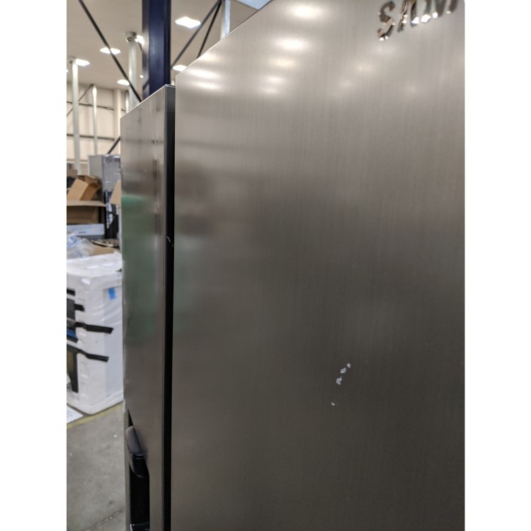 GRADE A3 - Samsung RS68N8230S9 617 Litre American Style Fridge Freezer Frost Free Ice Dispenser 2 Door 91cm Wide - Silver