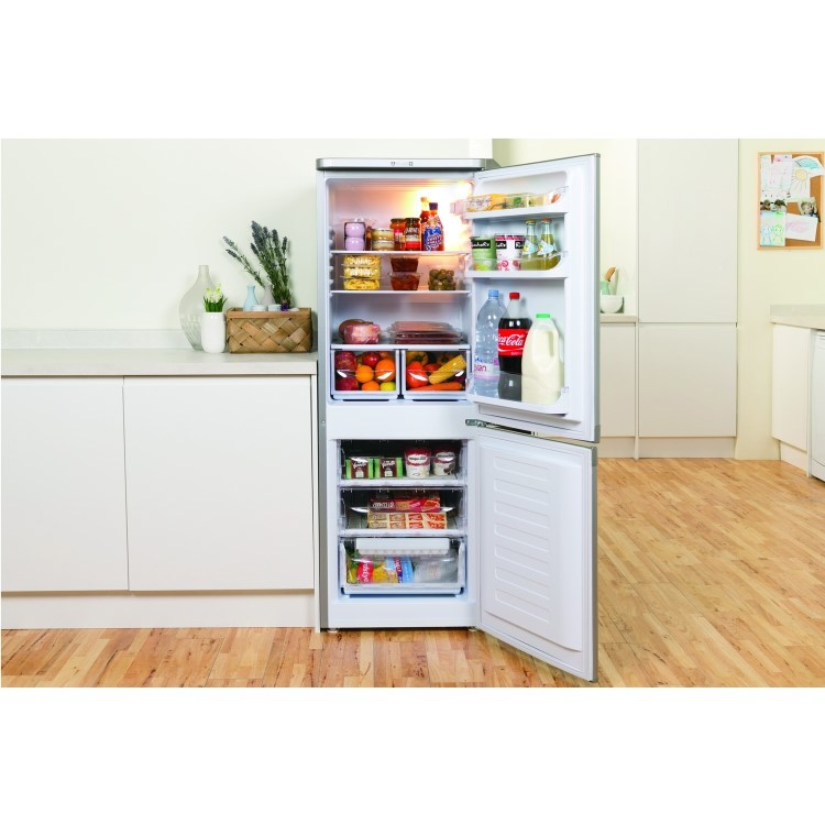 GRADE A2 - Indesit IBD5515S 60/40 157x55cm 206L Freestanding Fridge Freezer - Silver