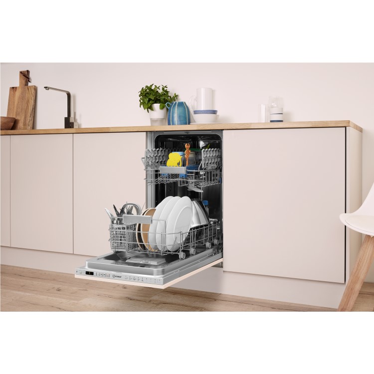INDESIT DSIO3T224EZ Slimline 10 Place Fully Integrated Dishwasher With Quick Wash