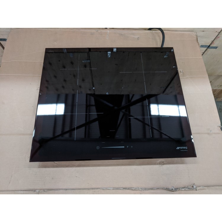Refurbished Smeg SI4642B 60cm 4 Zone Induction Hob with Bevelled Edge