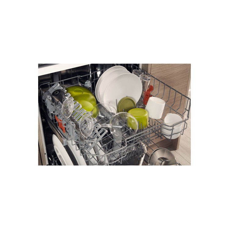 GRADE A2 - Hotpoint Aquarius HFC2B19 13 Place Freestanding Dishwasher with Quick Wash - White